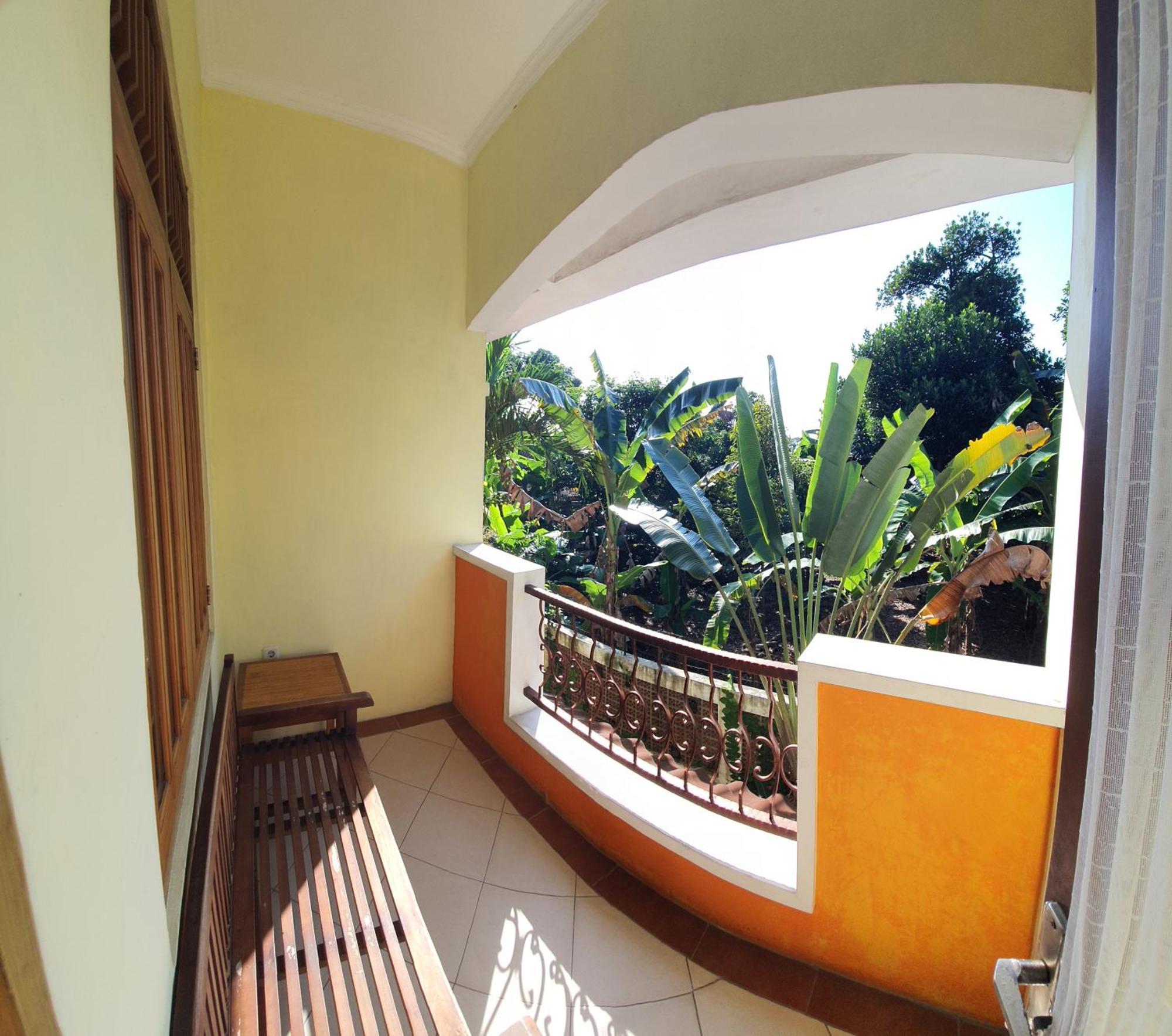 Maguwo Villa Alicia מראה חיצוני תמונה